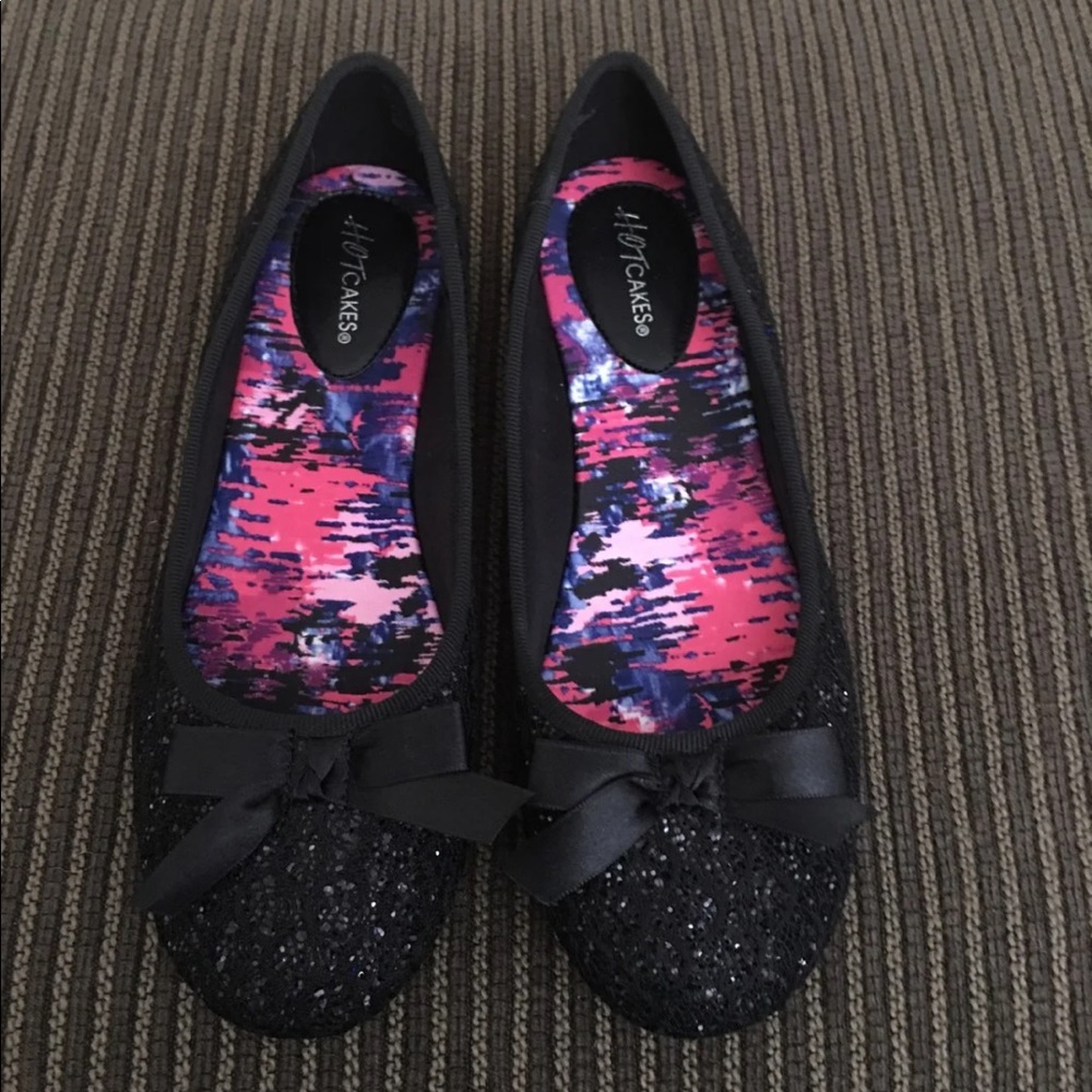 Black flats